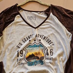 Womens Panhandle Adventure Longsleeve Raglan Shirt